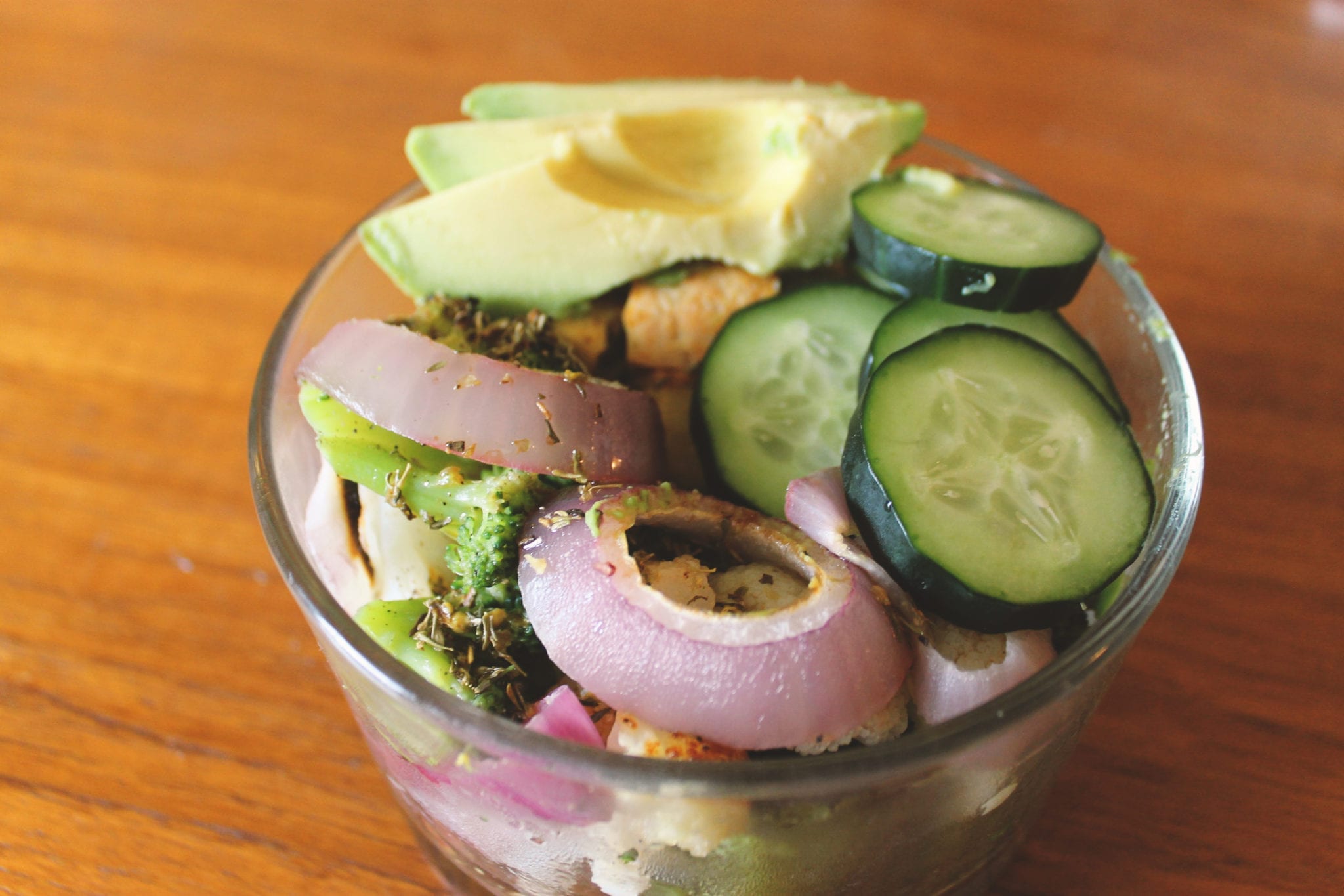 BumbleBar, Tofu, Broccoli, Cauliflower, Onion, Red Onion, Buddha Bowl, Veggie Bowl, Vegan, Spokane, Spokane Washington, Washington, Eat Vegan, Vegetarian, Food, Dressing, Avocado