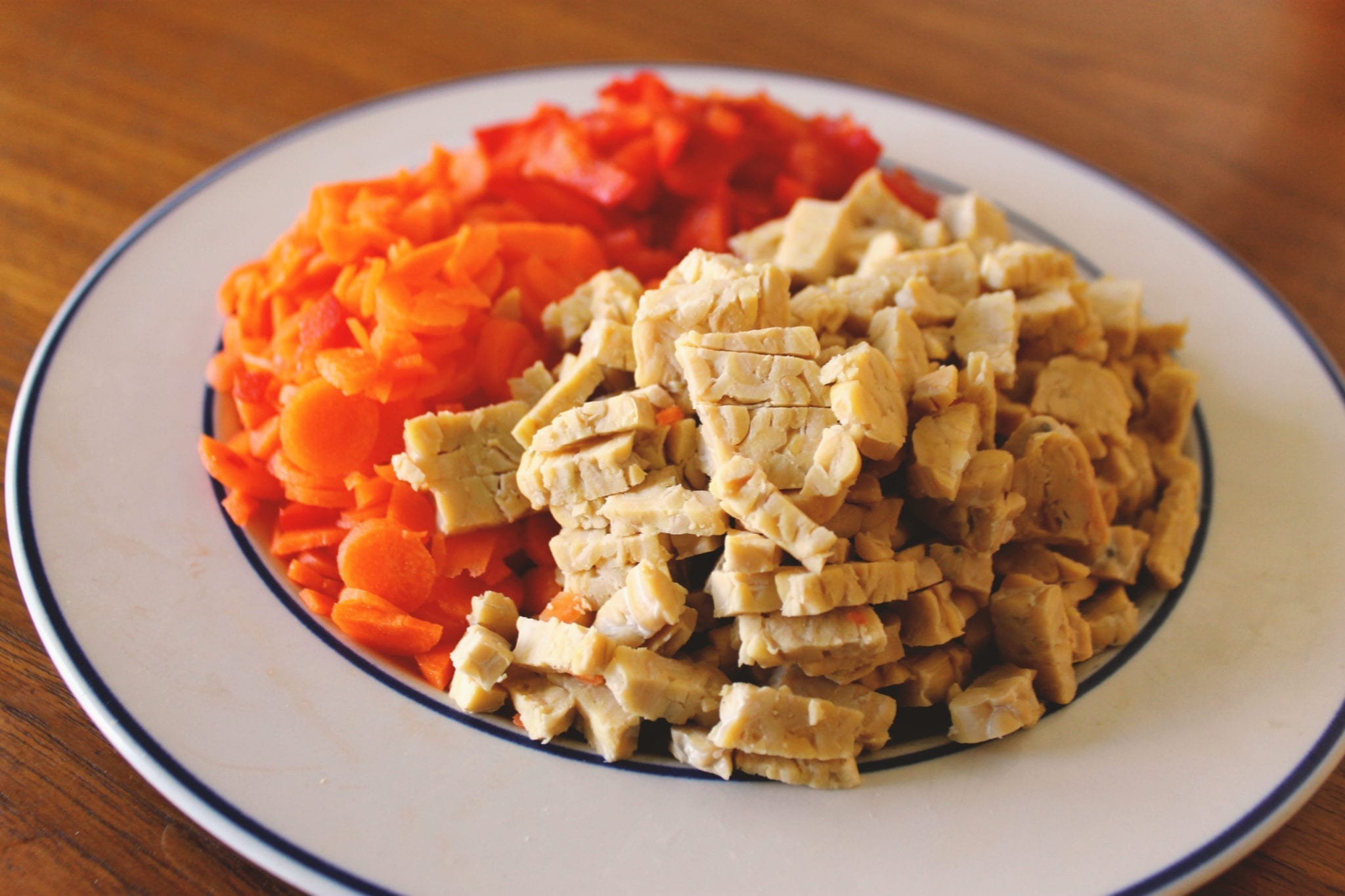 Olive Oil, Sea Salt, Garlic, Minced Garlic, Pasta Sauce, Marinara, Mushrooms, Italian Seasoning, Yellow Onion, Tempeh, Gluten Free Pasta, Pasta, Red Pepper, Carrots, Pepper, BumbleBar, Spokane, Washington, Spokane Valley, Vegan, Vegetarian, Pescatarian, Healthy, DIY, Recipe 